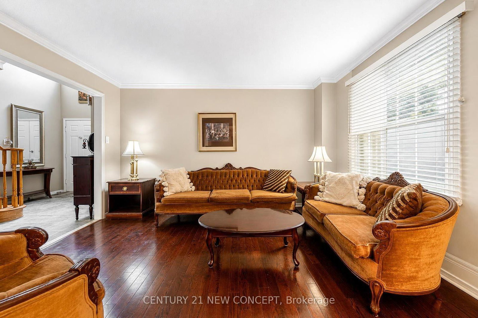 8 Millcroft Way • Vaughan, ON photo 9