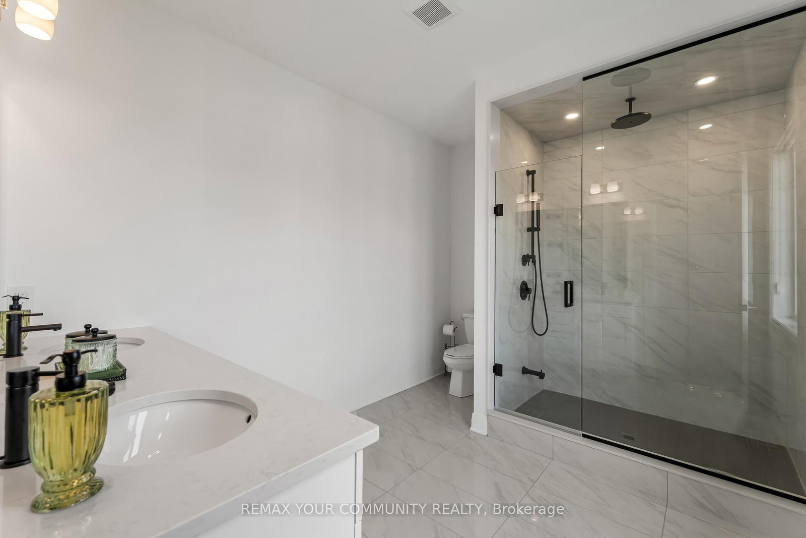614 Newlove Street • Innisfil, ON photo 36