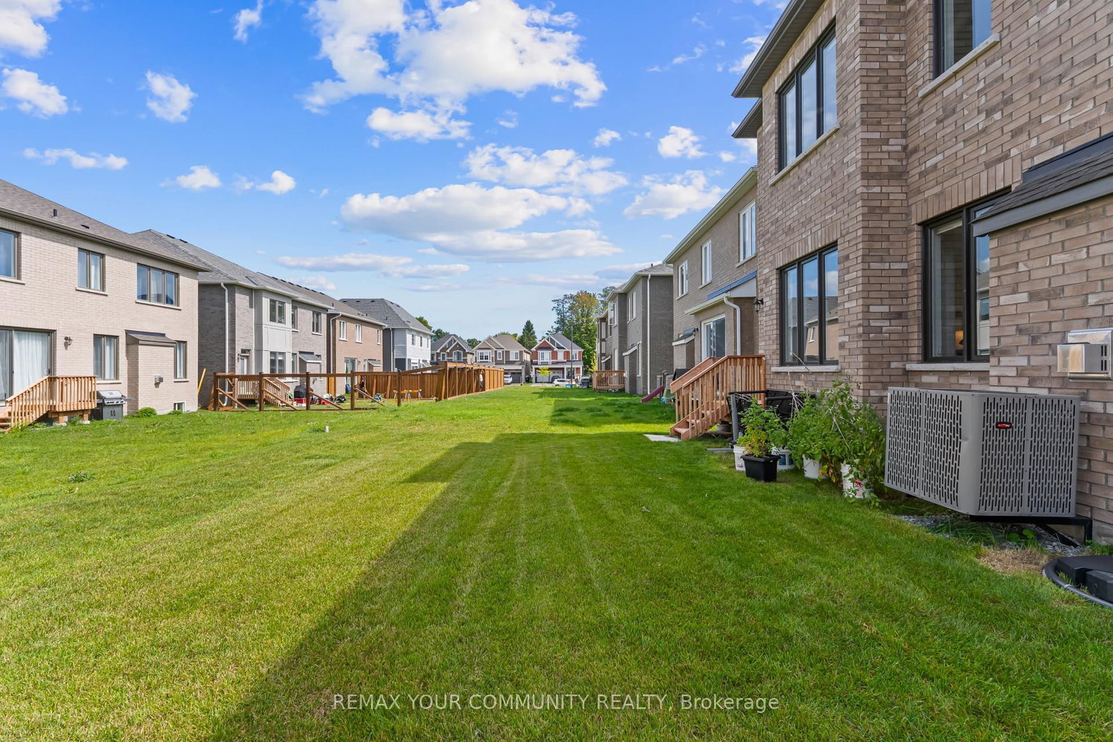 614 Newlove Street • Innisfil, ON photo 44