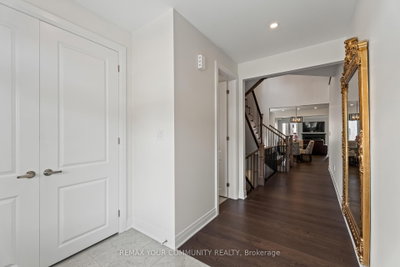614 Newlove Street • Innisfil, ON photo 5