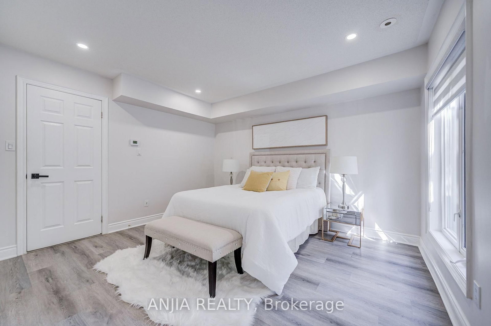 25 Galleria Parkway • Markham, ON photo 11