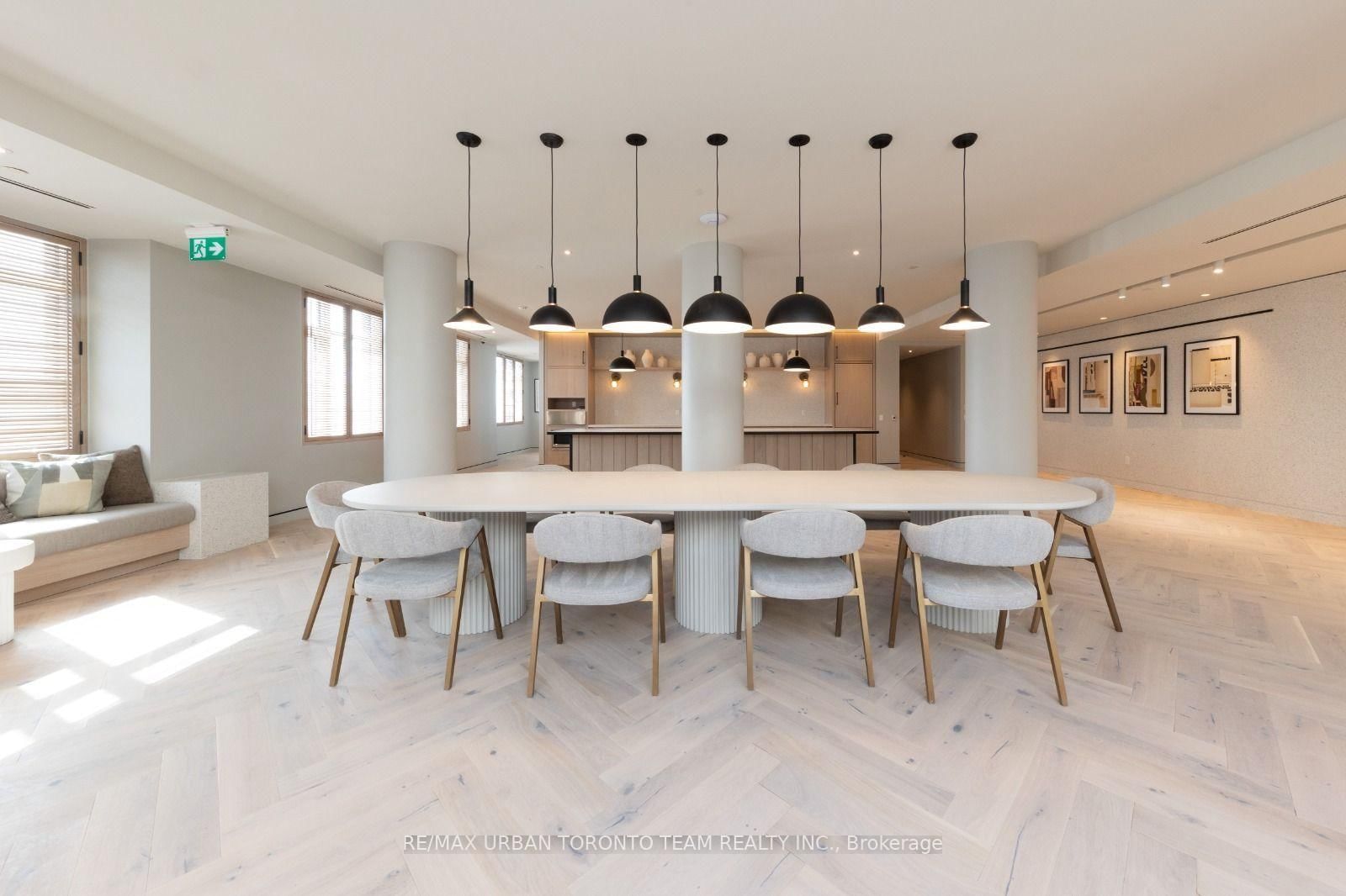 3905-225 Commerce St, Vaughan, view 15