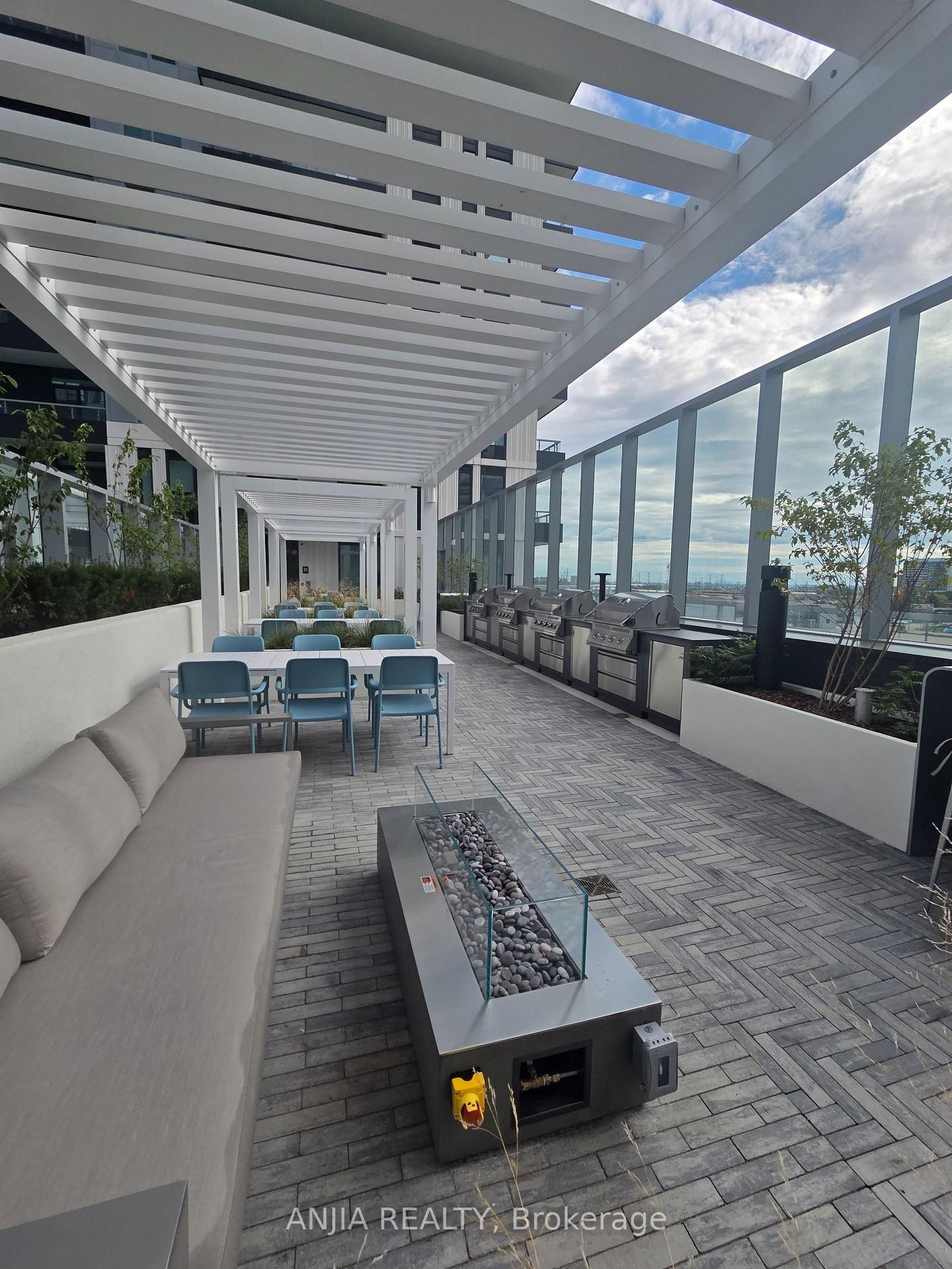 1509-5 Meadowdale Rd, Vaughan, view 5