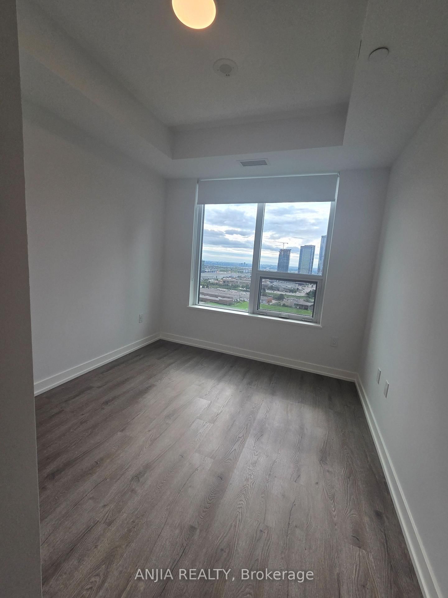 1509-5 Meadowdale Rd, Vaughan, view 9