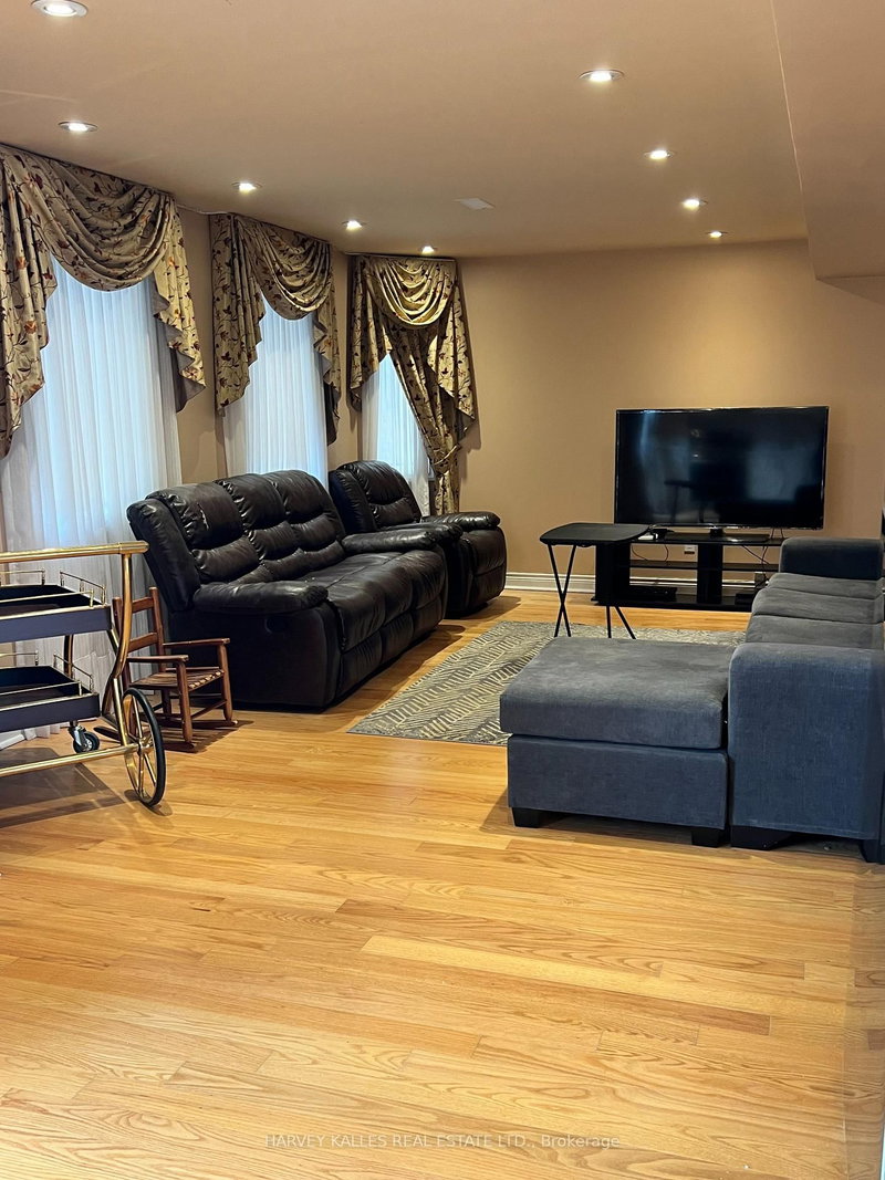 Bsmt - 44 Ann Louise Crescent
