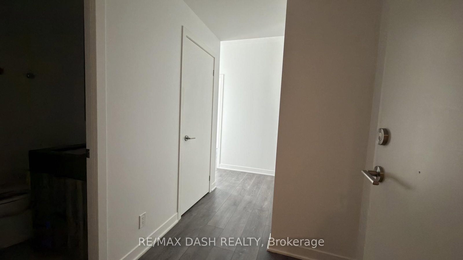 1002-10 Flavelle Tr, Vaughan, view 8
