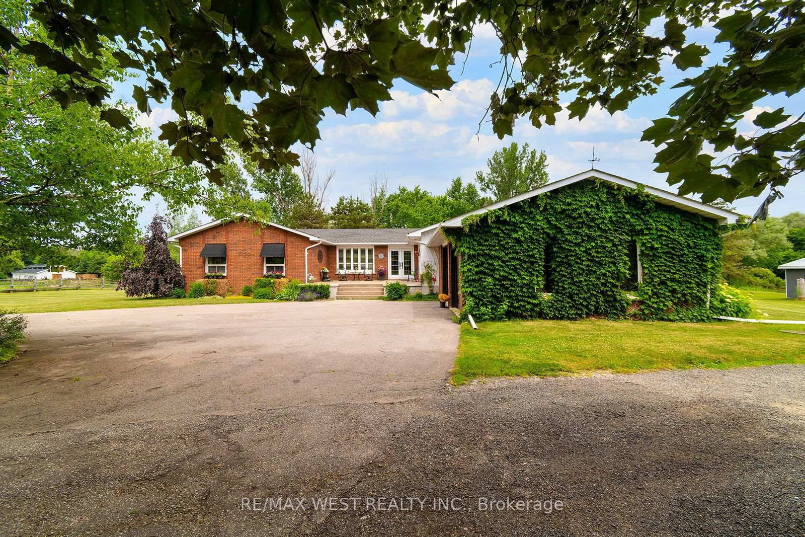 7324 Highway 9 Road • New Tecumseth, ON photo 45