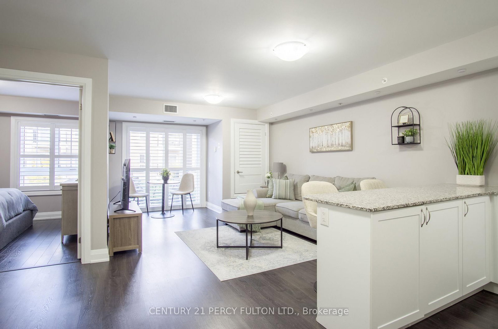481 Rupert Avenue • #201 • Whitchurch-Stouffville, ON photo 6