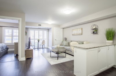 481 Rupert Avenue • #201 • Whitchurch-Stouffville, ON photo 6