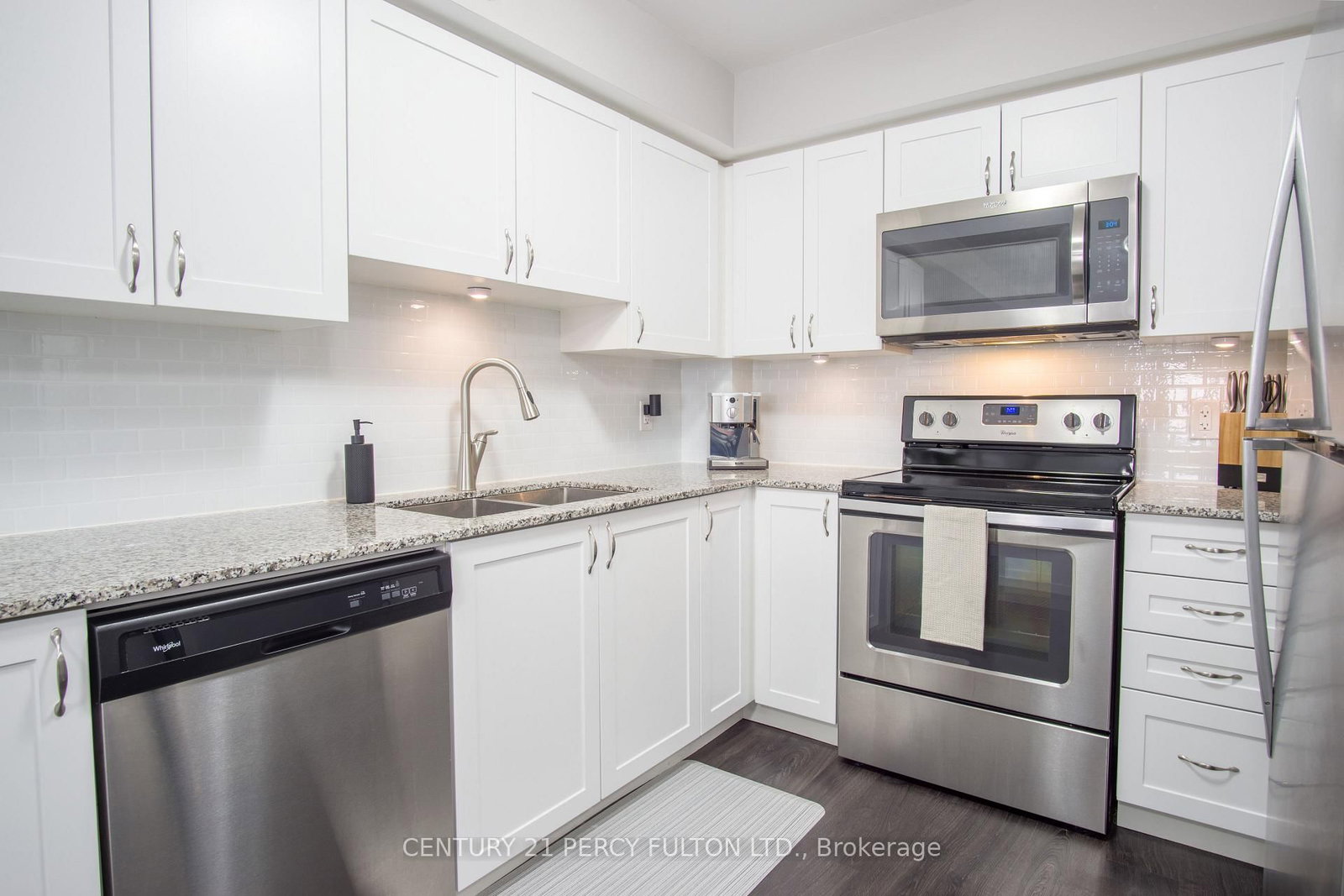 481 Rupert Avenue • #201 • Whitchurch-Stouffville, ON photo 8