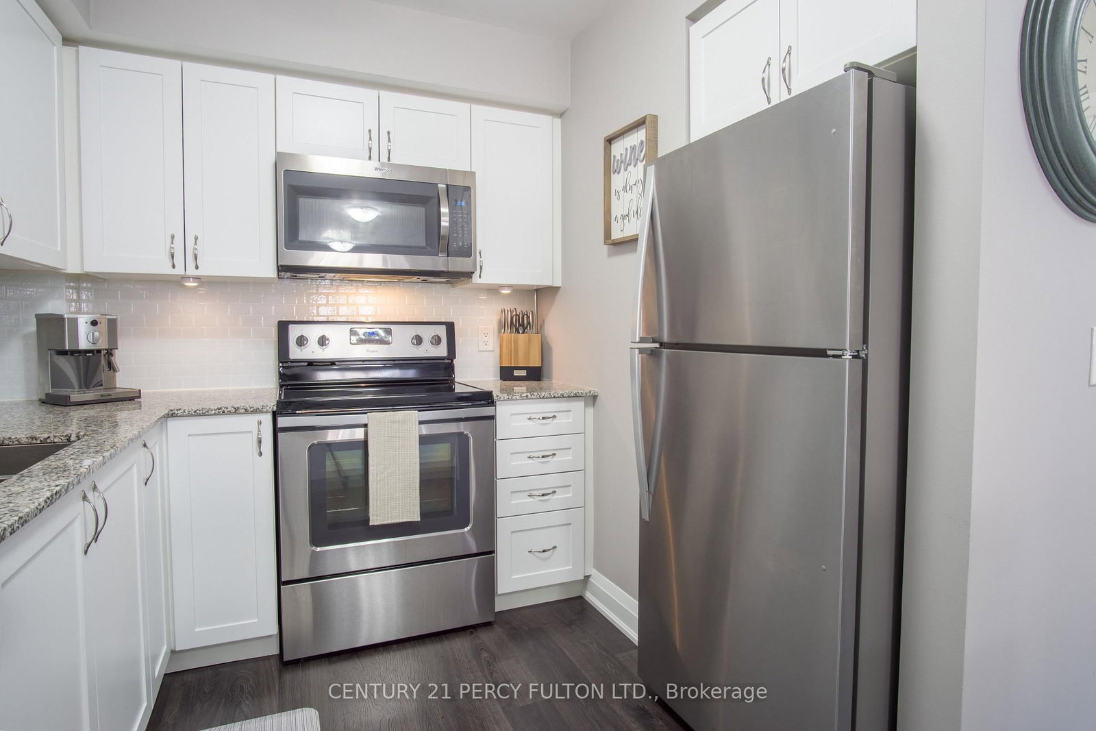481 Rupert Avenue • #201 • Whitchurch-Stouffville, ON photo 9
