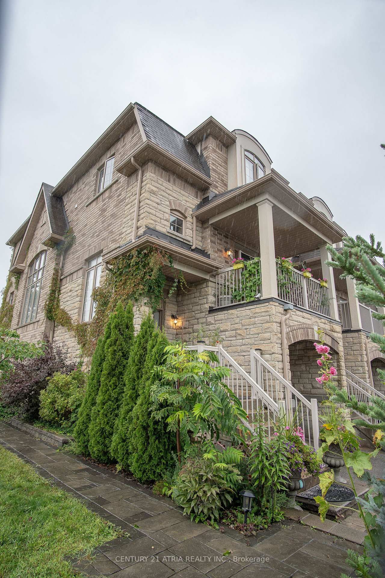 10951 Woodbine Avenue • Markham, ON photo 21