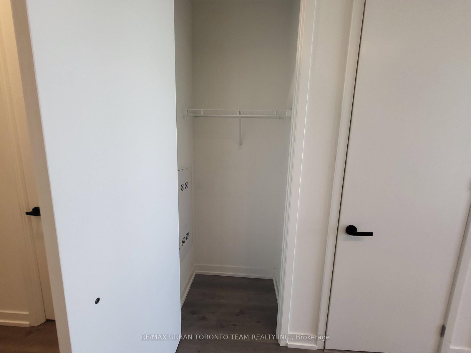 111-195 Commerce St, Vaughan, view 13