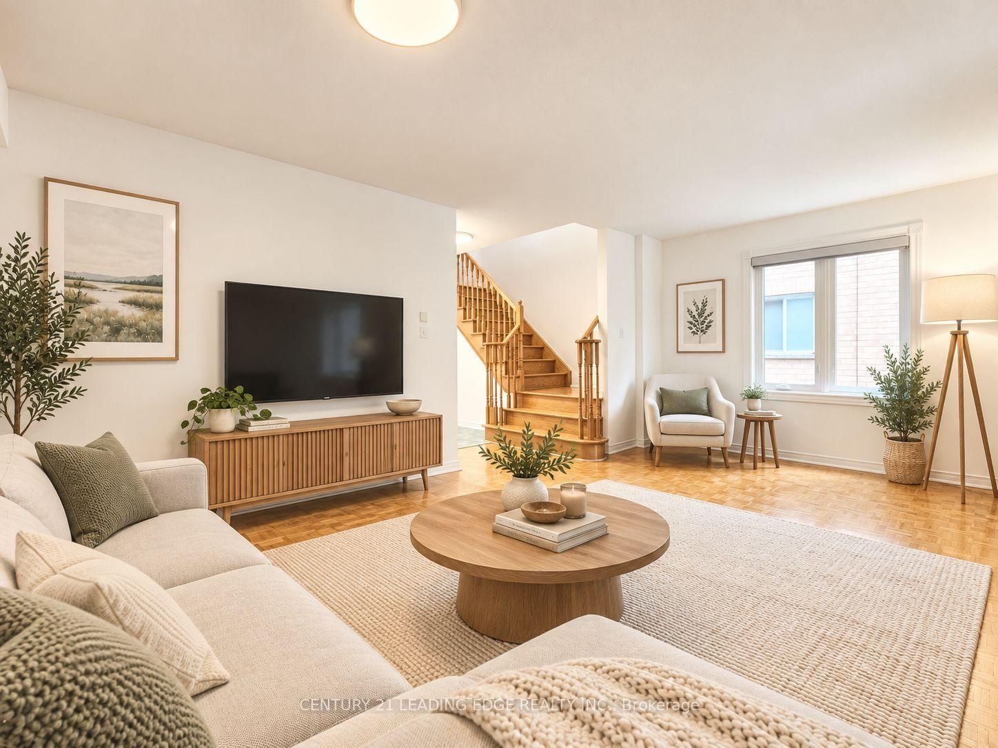 19 Kingly Crest Way • Vaughan, ON photo 13