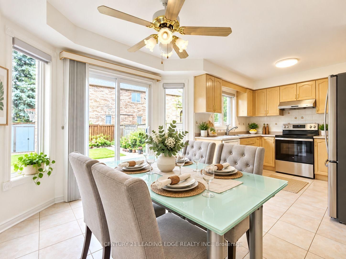 19 Kingly Crest Way • Vaughan, ON photo 15