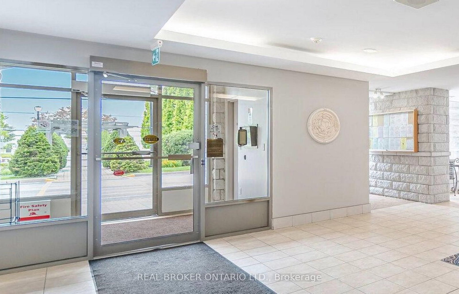 2504 Rutherford Road • #314 • Vaughan, ON photo 5