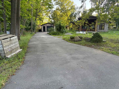Detached House for sale at 2012 Inglewood Drive, Innisfil, Ontario, L9S 1Z1 - Alcona - MLS: N13750296