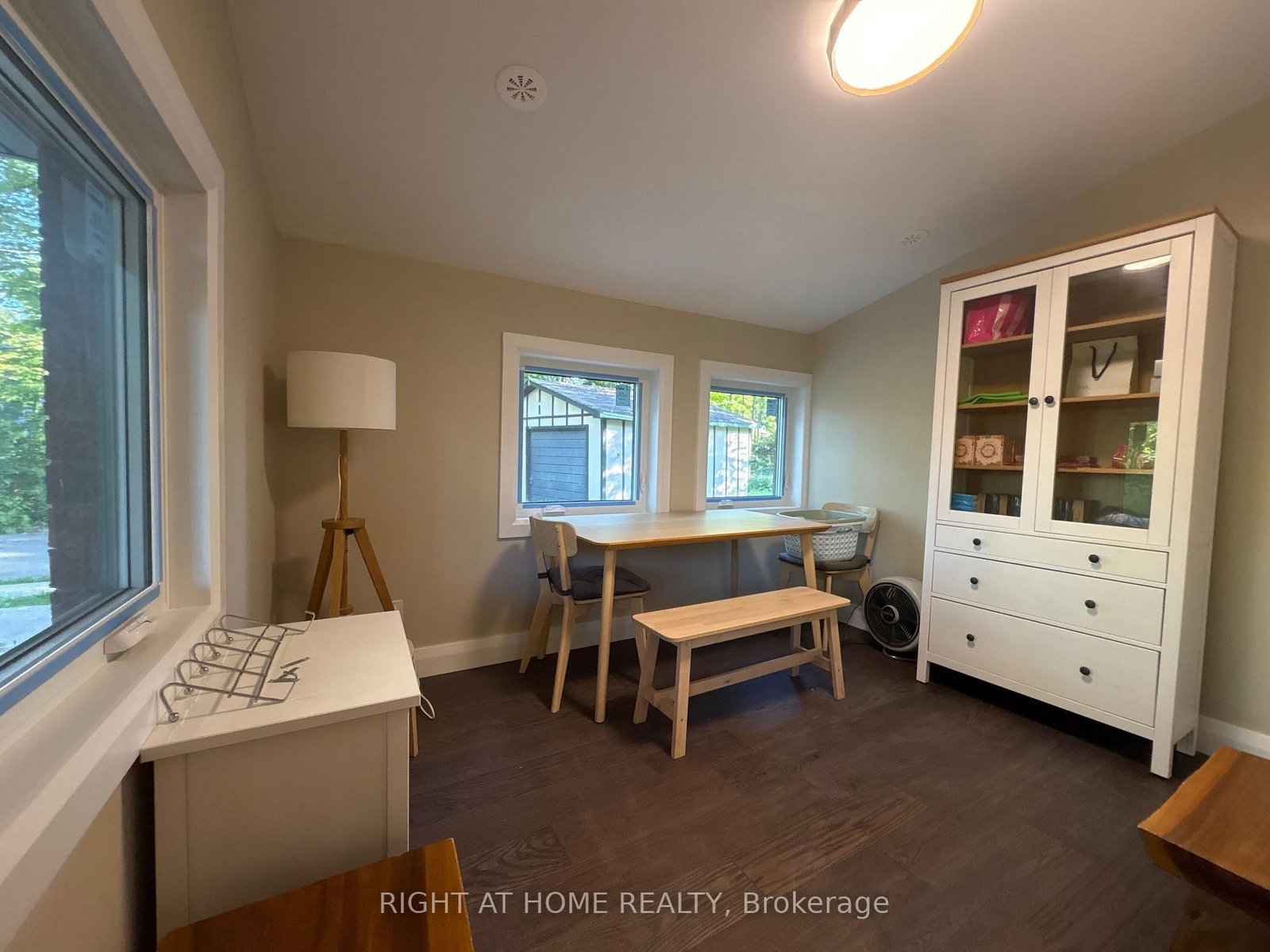 2012 Inglewood Drive • Innisfil, ON photo 10