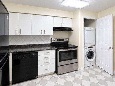 91 Townsgate Drive • #506 • Vaughan, ON photo 6