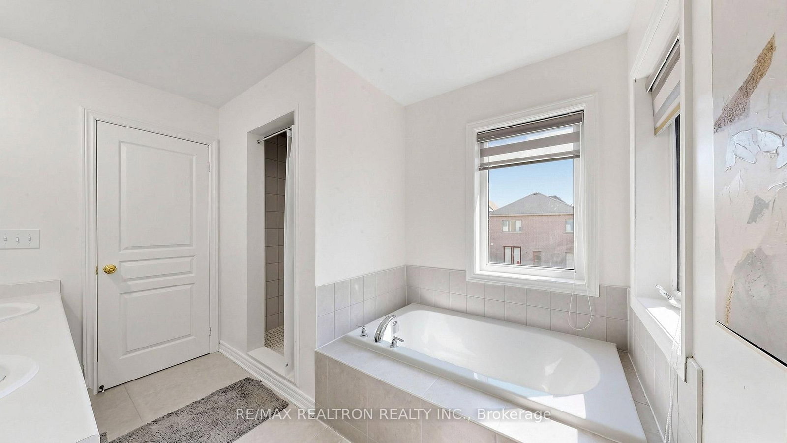 23 Foxberry Road • East Gwillimbury, ON photo 30