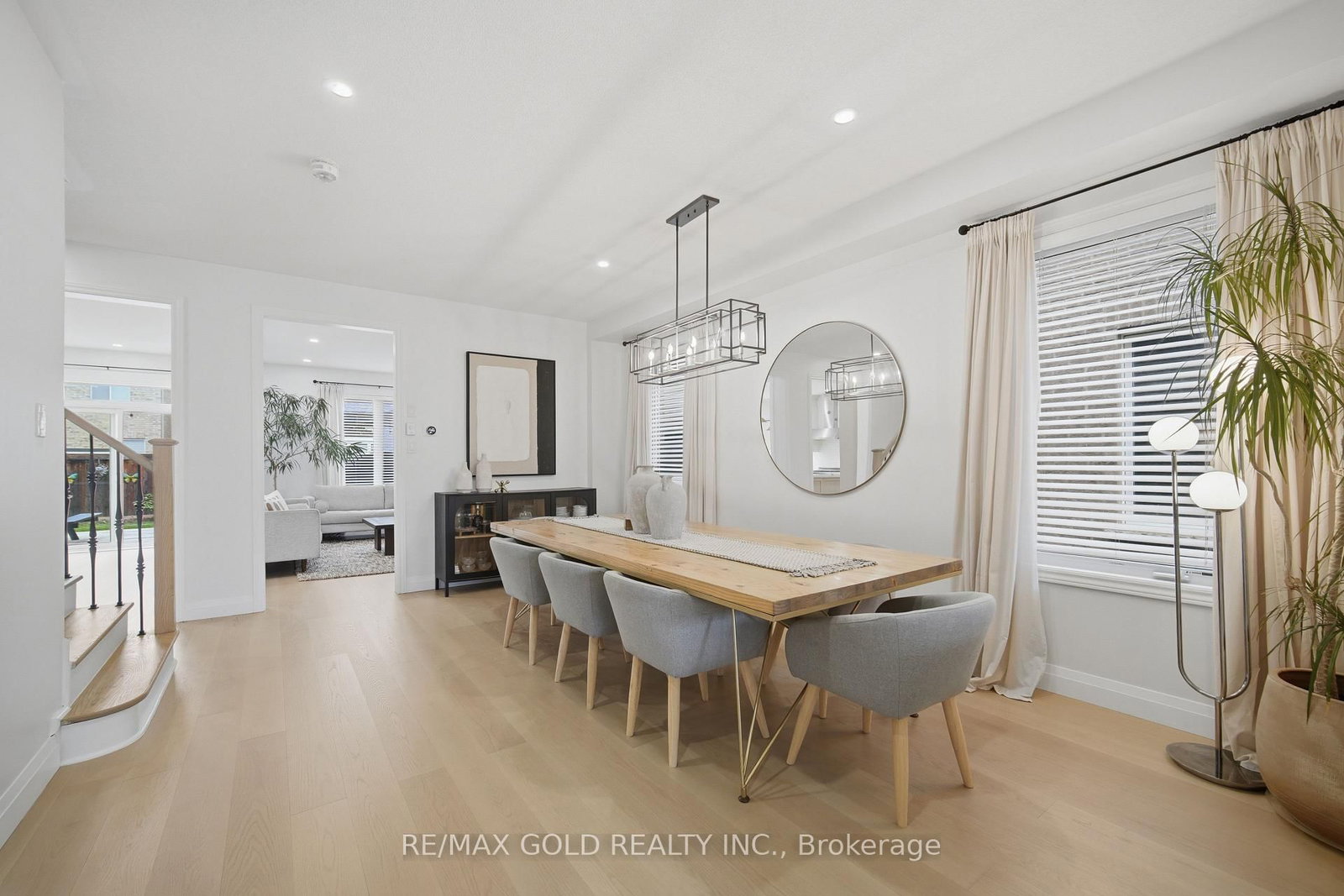 24 Gunning Crescent E • New Tecumseth, ON photo 11
