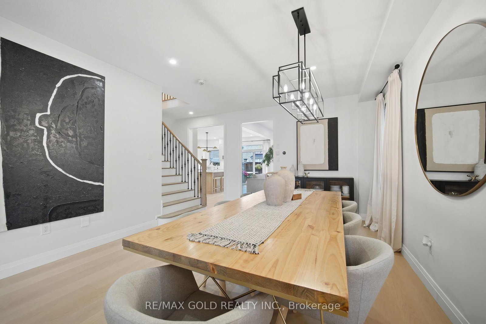 24 Gunning Crescent E • New Tecumseth, ON photo 12