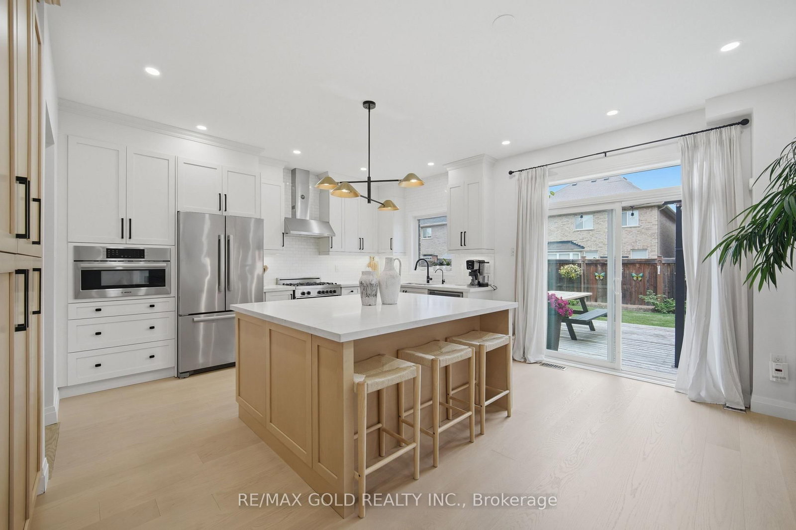 24 Gunning Crescent E • New Tecumseth, ON photo 18