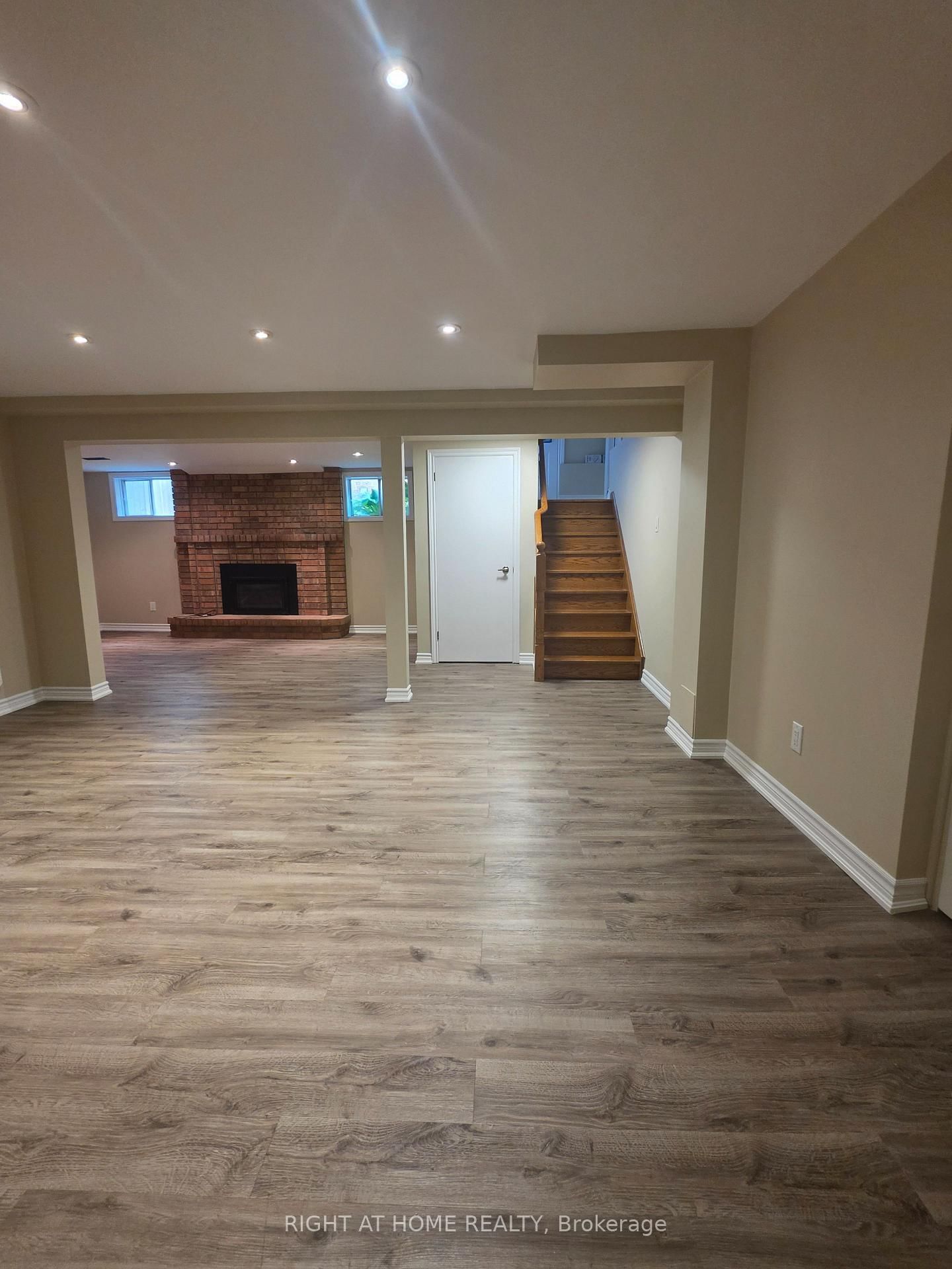 250 Hemlock Dr, Whitchurch-Stouffville, view 8