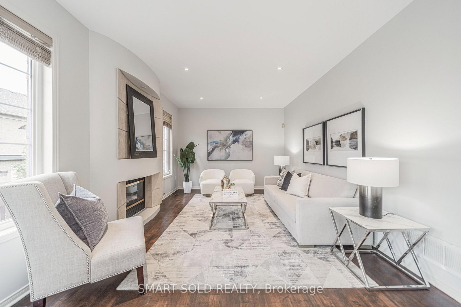 16 Courtney Crescent • Richmond Hill, ON photo 18