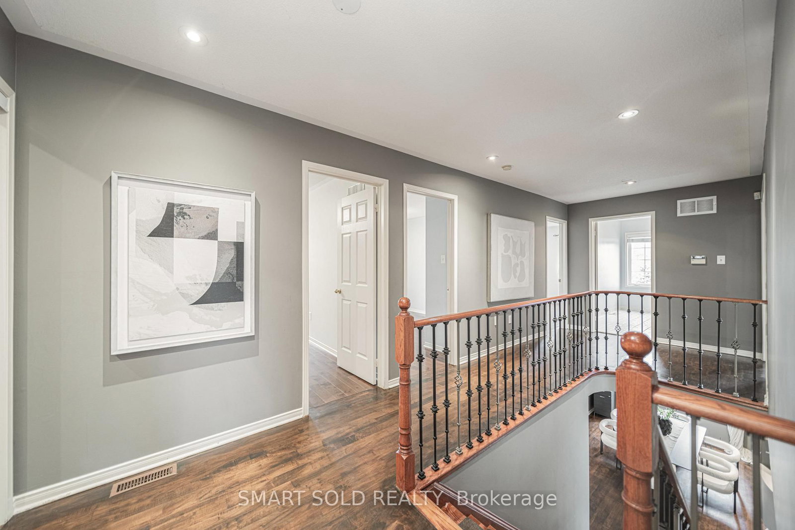 16 Courtney Crescent • Richmond Hill, ON photo 19