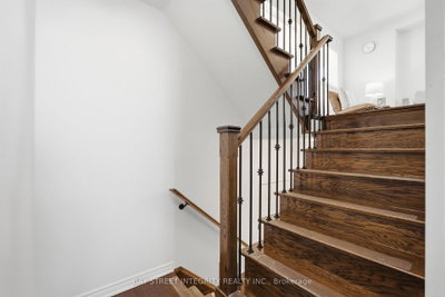 980 Millard Street • Whitchurch-Stouffville, ON photo 7