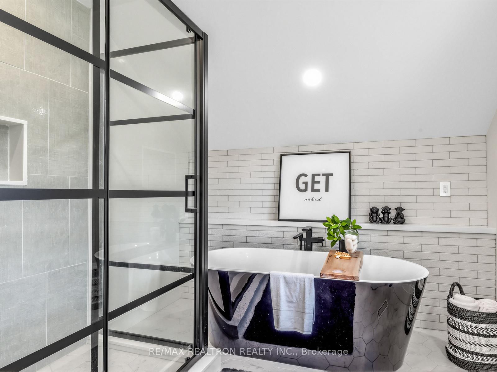 16450 Weston Road • King, ON photo 40