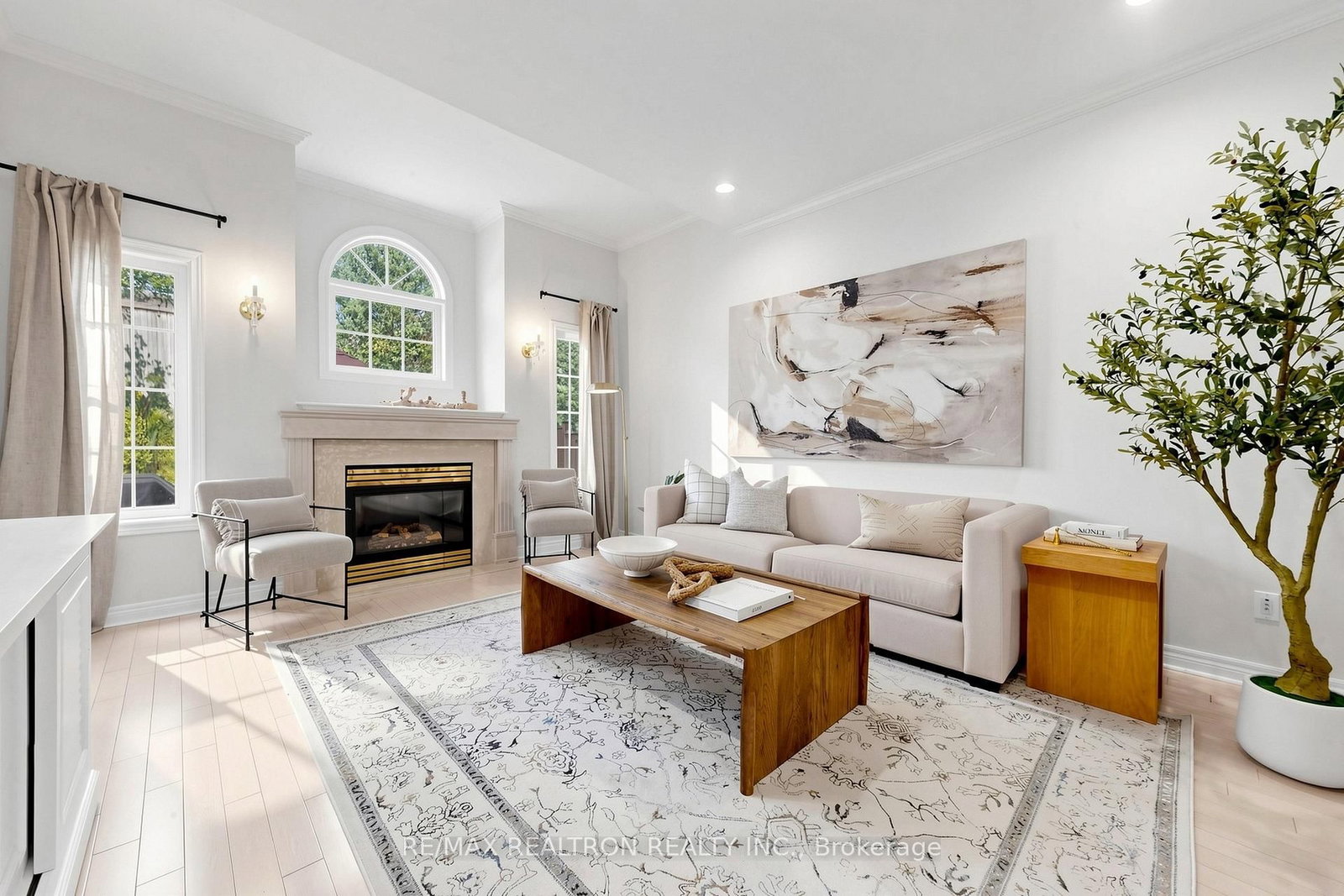 338 Mcbride Crescent • Newmarket, ON photo 11