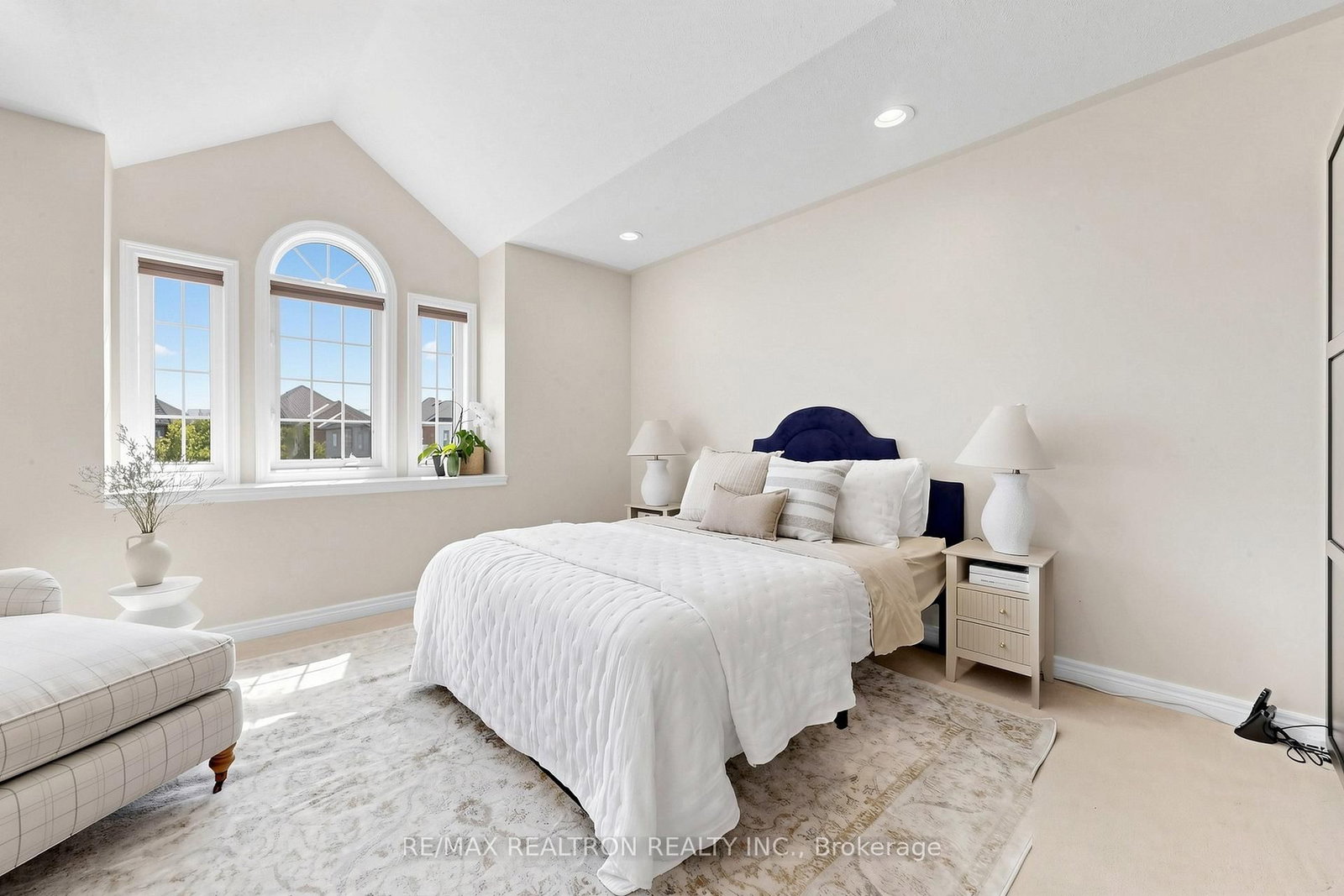 338 Mcbride Crescent • Newmarket, ON photo 30