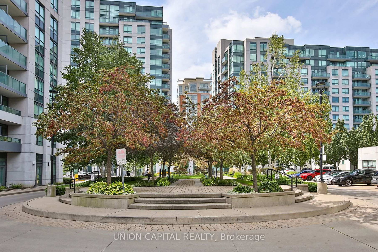 32 Clegg Road • #612 • Markham, ON photo 2