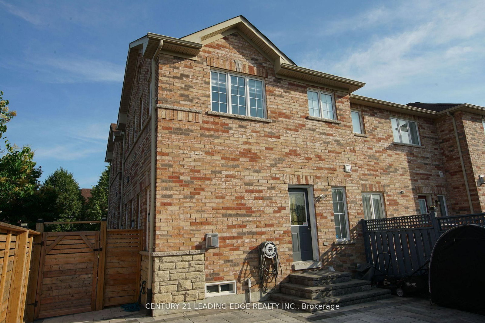 648 South Unionville Avenue • Markham, ON photo 4