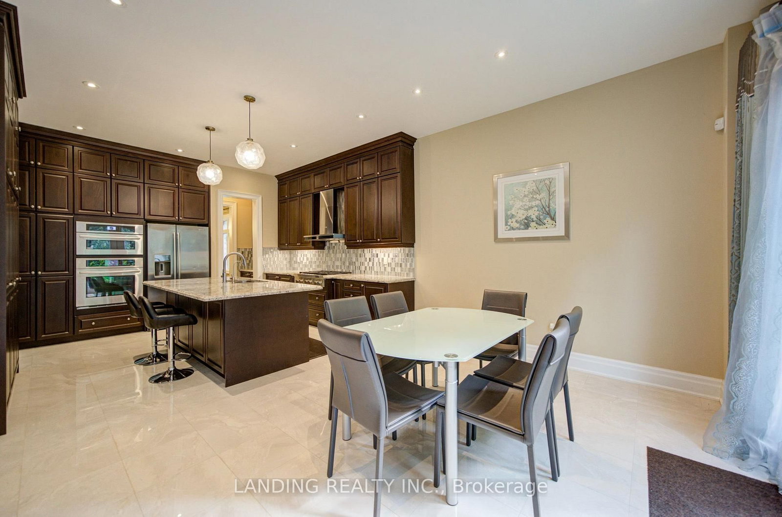 57 Strawbridge Farm Drive • Aurora, ON photo 22