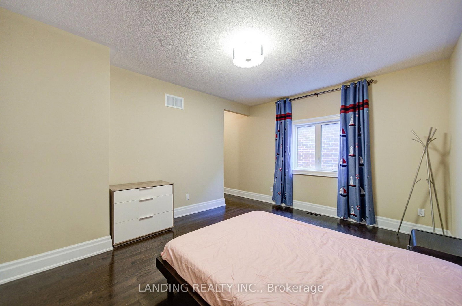 57 Strawbridge Farm Drive • Aurora, ON photo 30