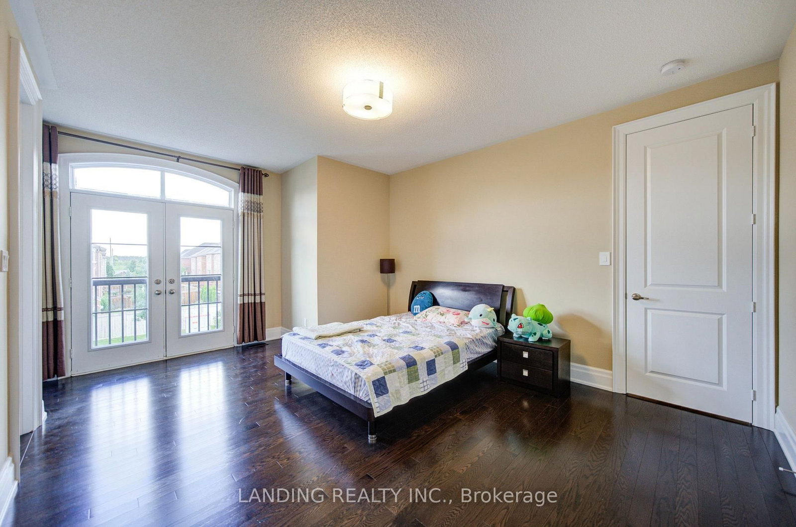 57 Strawbridge Farm Drive • Aurora, ON photo 33