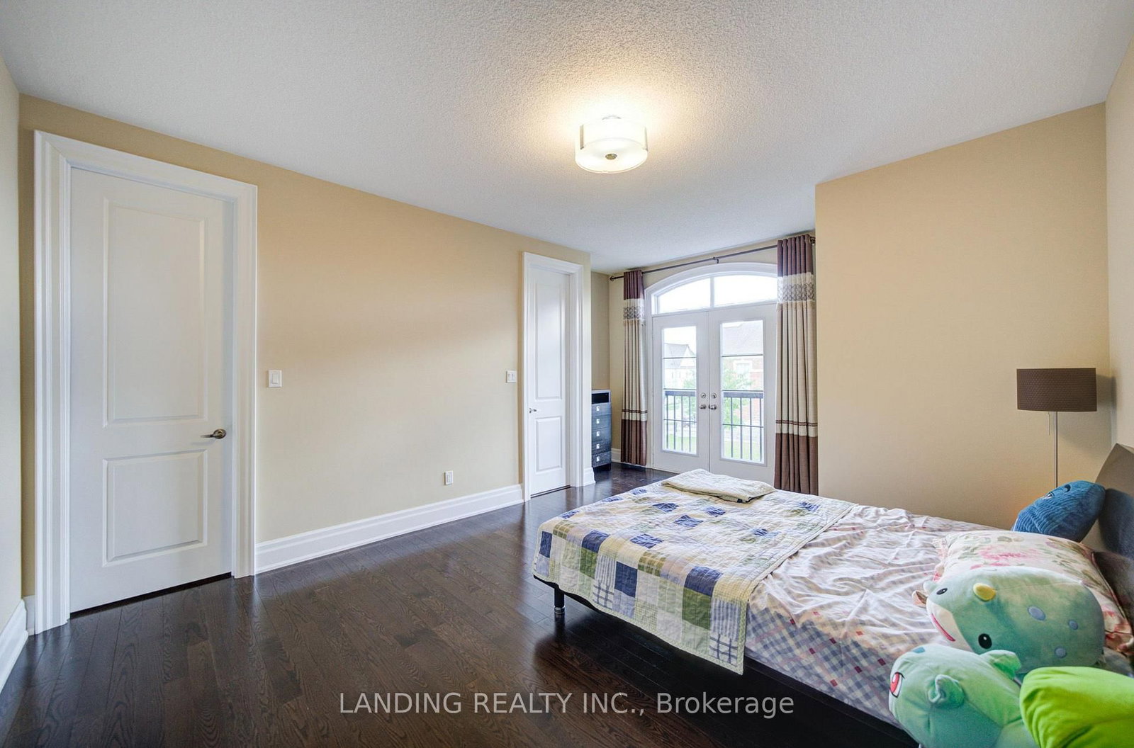57 Strawbridge Farm Drive • Aurora, ON photo 34