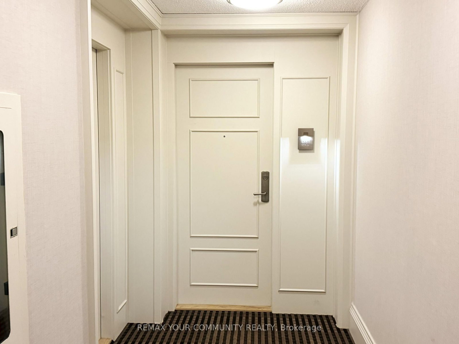 330 Red Maple Road • #311 • Richmond Hill, ON photo 2