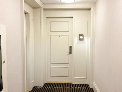 330 Red Maple Road • #311 • Richmond Hill, ON photo 2