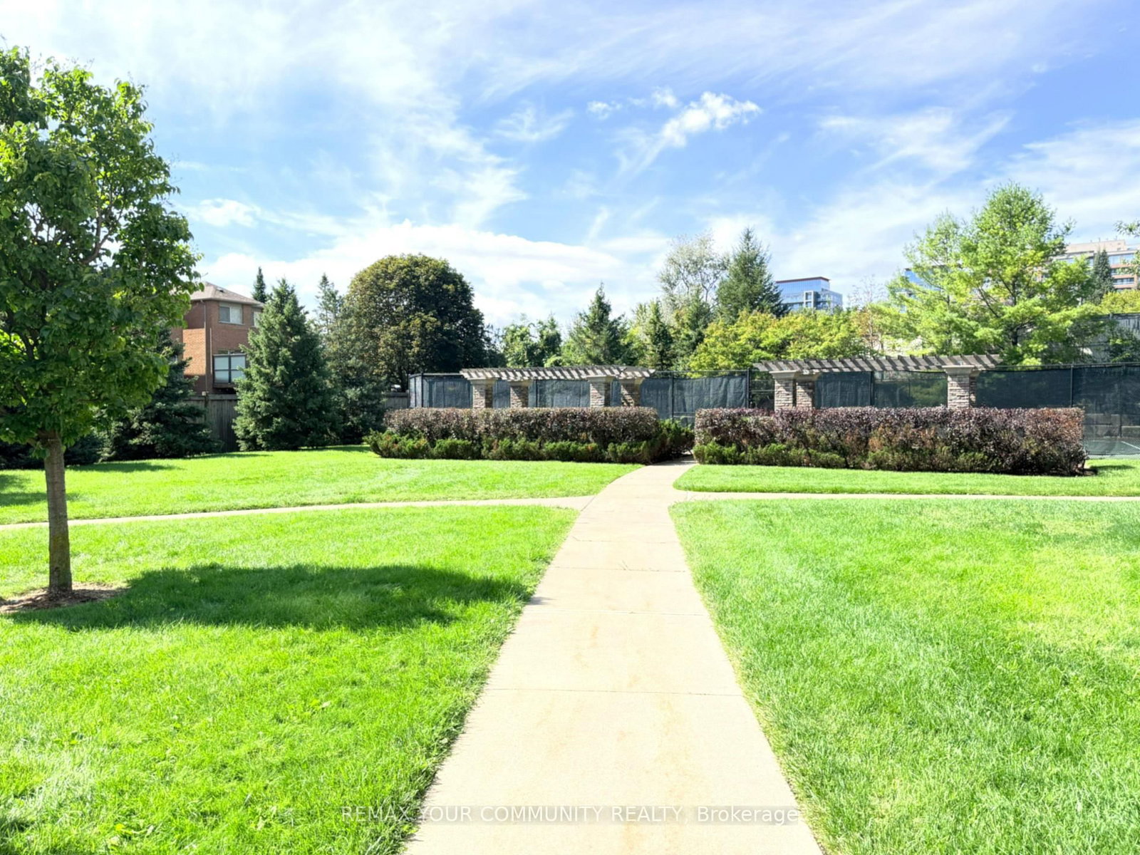 330 Red Maple Road • #311 • Richmond Hill, ON photo 46