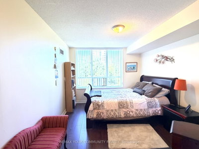 330 Red Maple Road • #311 • Richmond Hill, ON photo 8