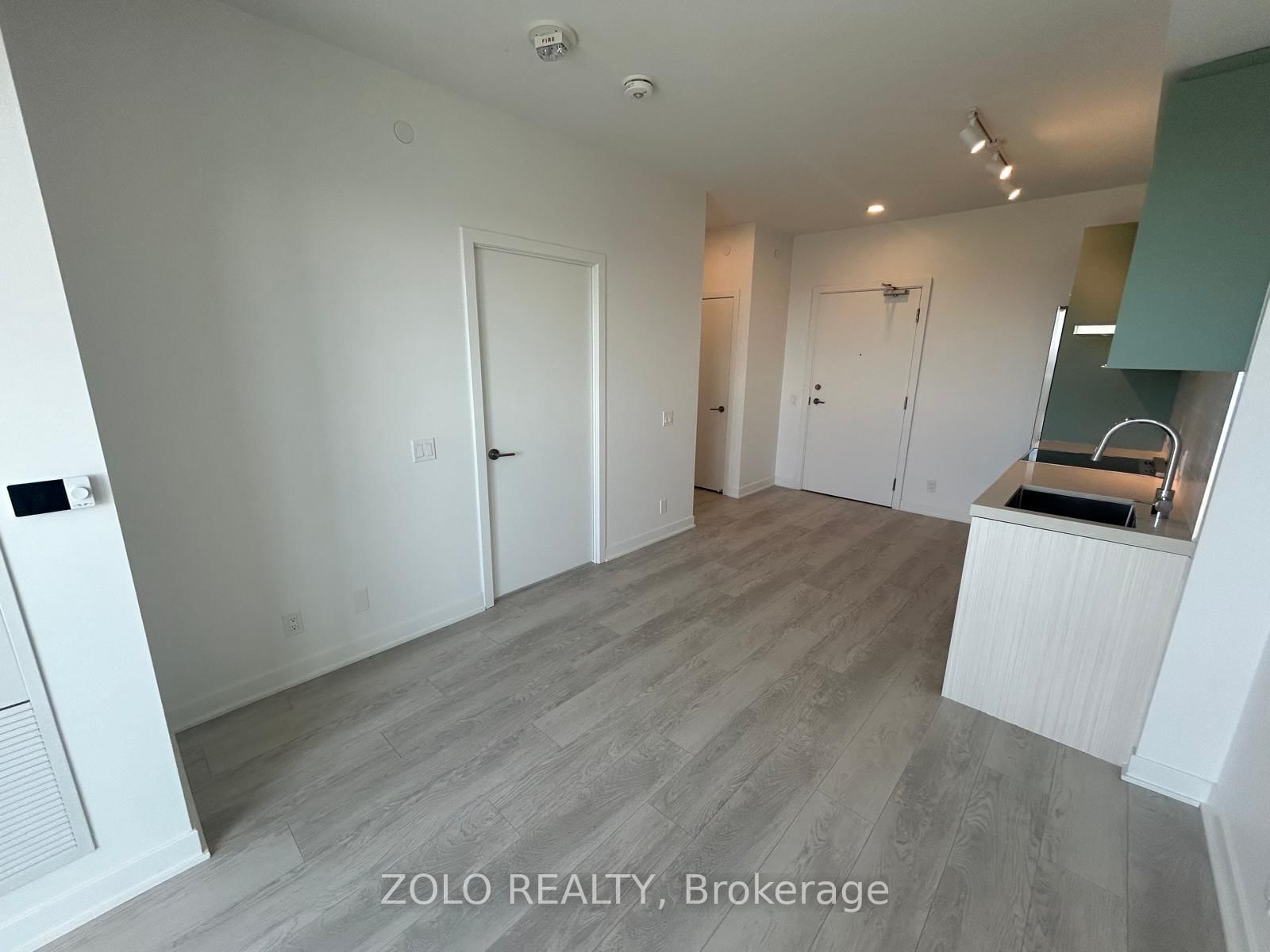 2115-6 Flavelle Tr, Vaughan, view 12