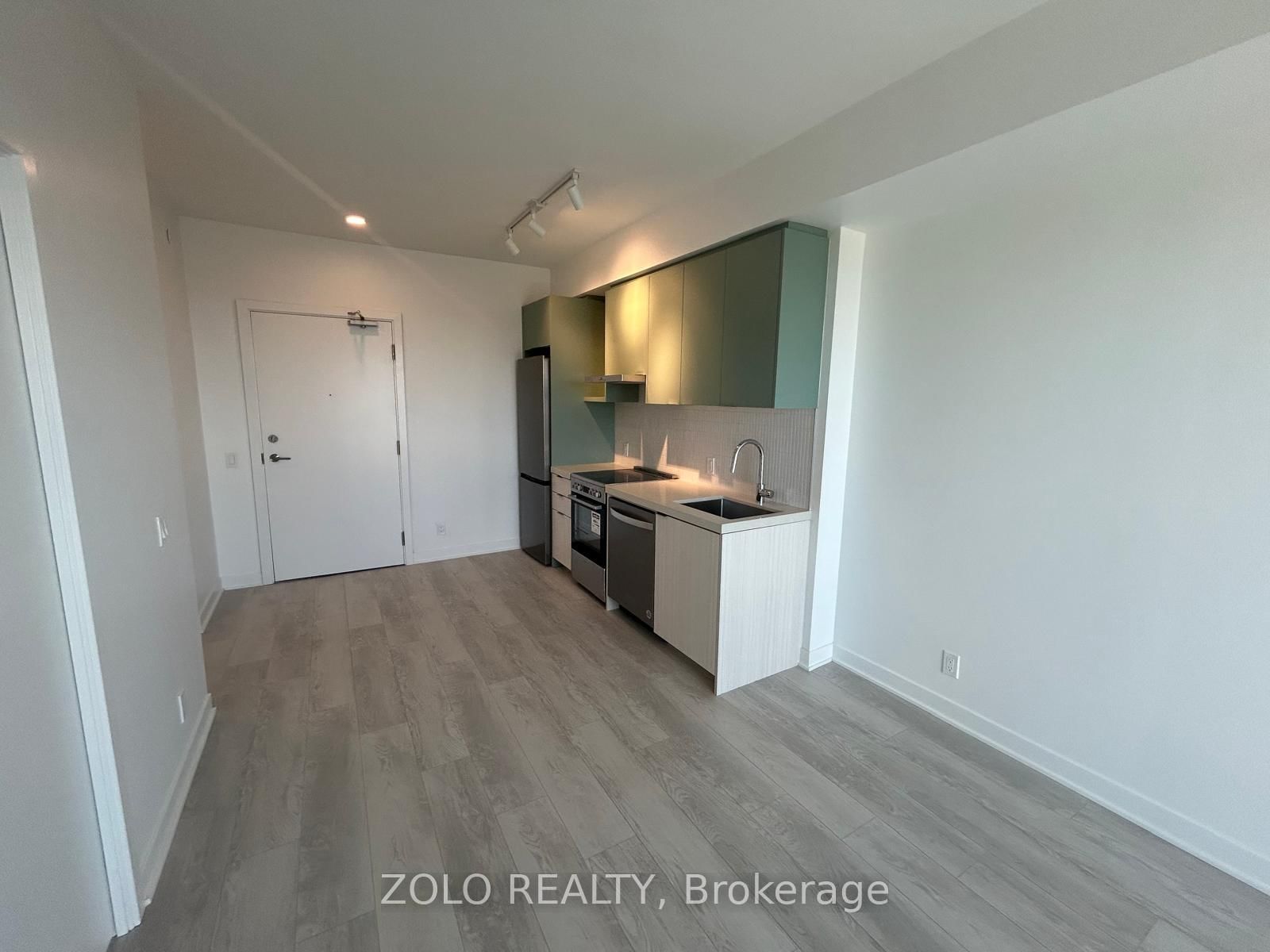 2115-6 Flavelle Tr, Vaughan, view 13
