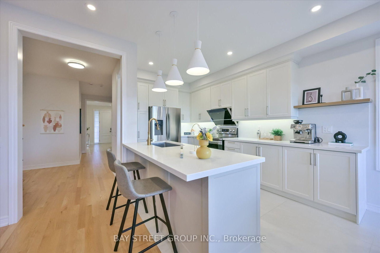 62 Roth Street • Aurora, ON photo 14