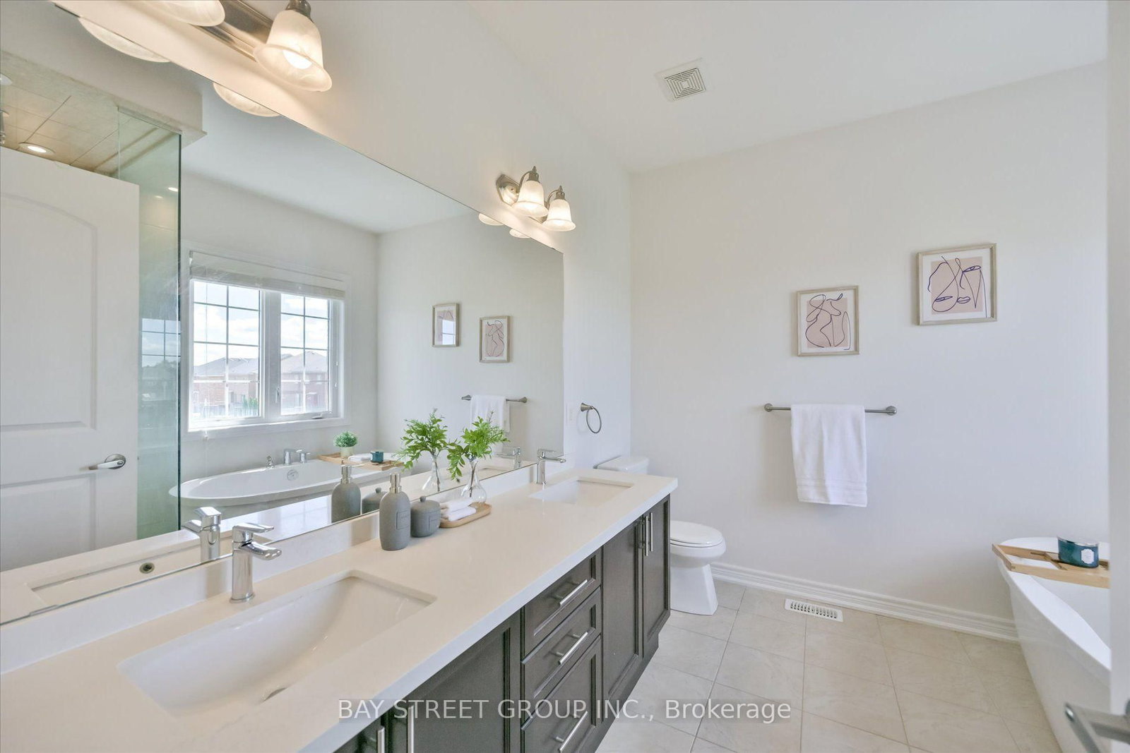 62 Roth Street • Aurora, ON photo 25