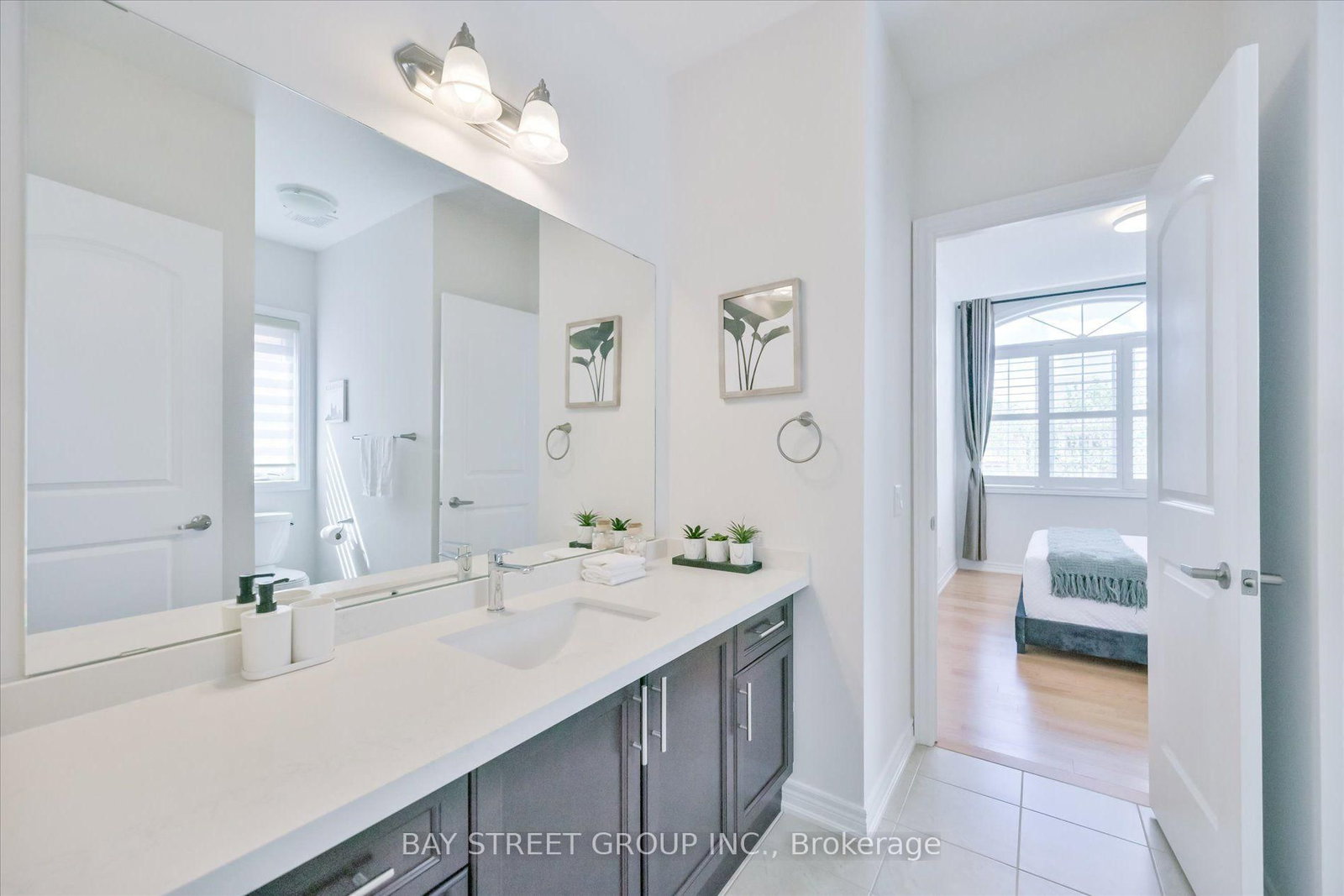 62 Roth Street • Aurora, ON photo 30