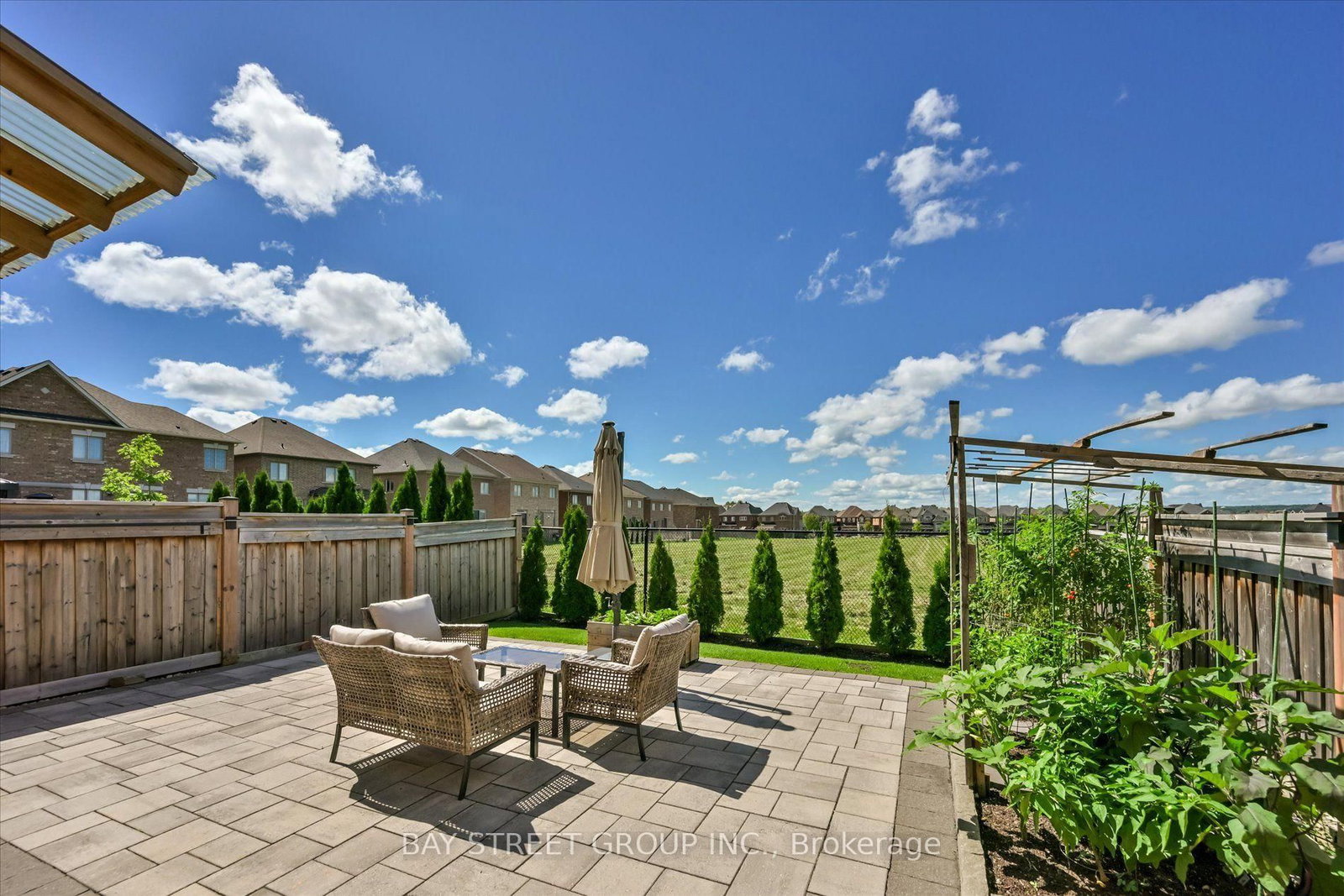 62 Roth Street • Aurora, ON photo 43